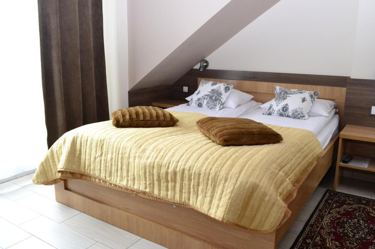 Comfort-24 Plus Słupca Extérieur photo