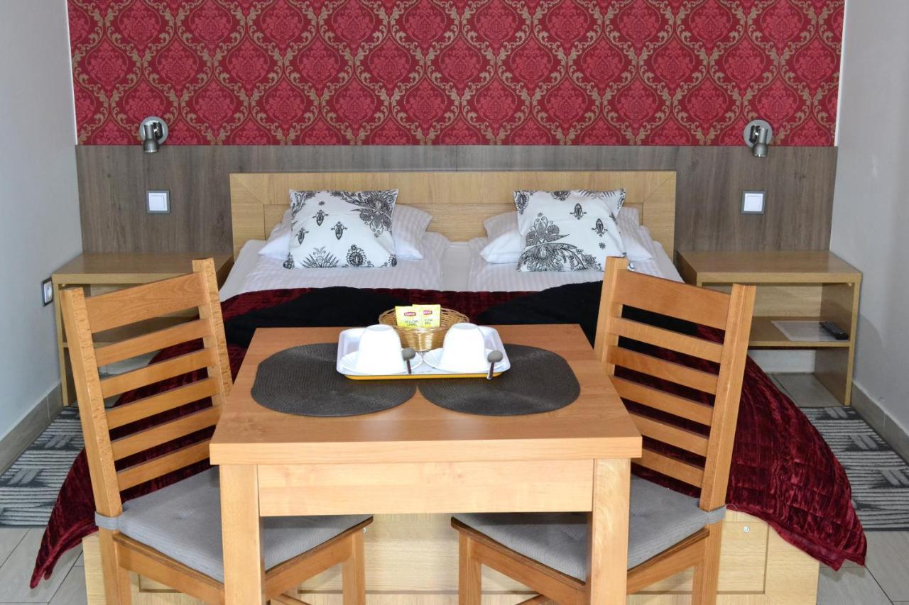 Comfort-24 Plus Słupca Extérieur photo