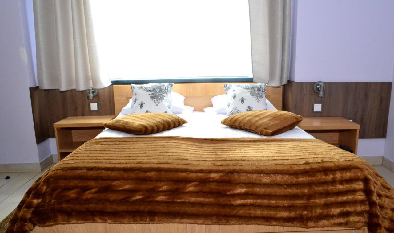 Comfort-24 Plus Słupca Extérieur photo