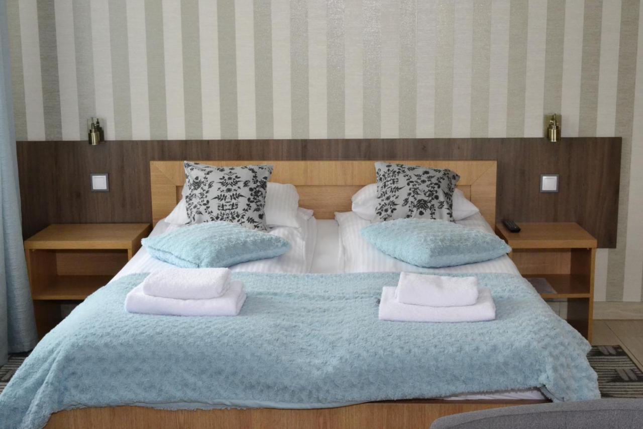 Comfort-24 Plus Słupca Extérieur photo
