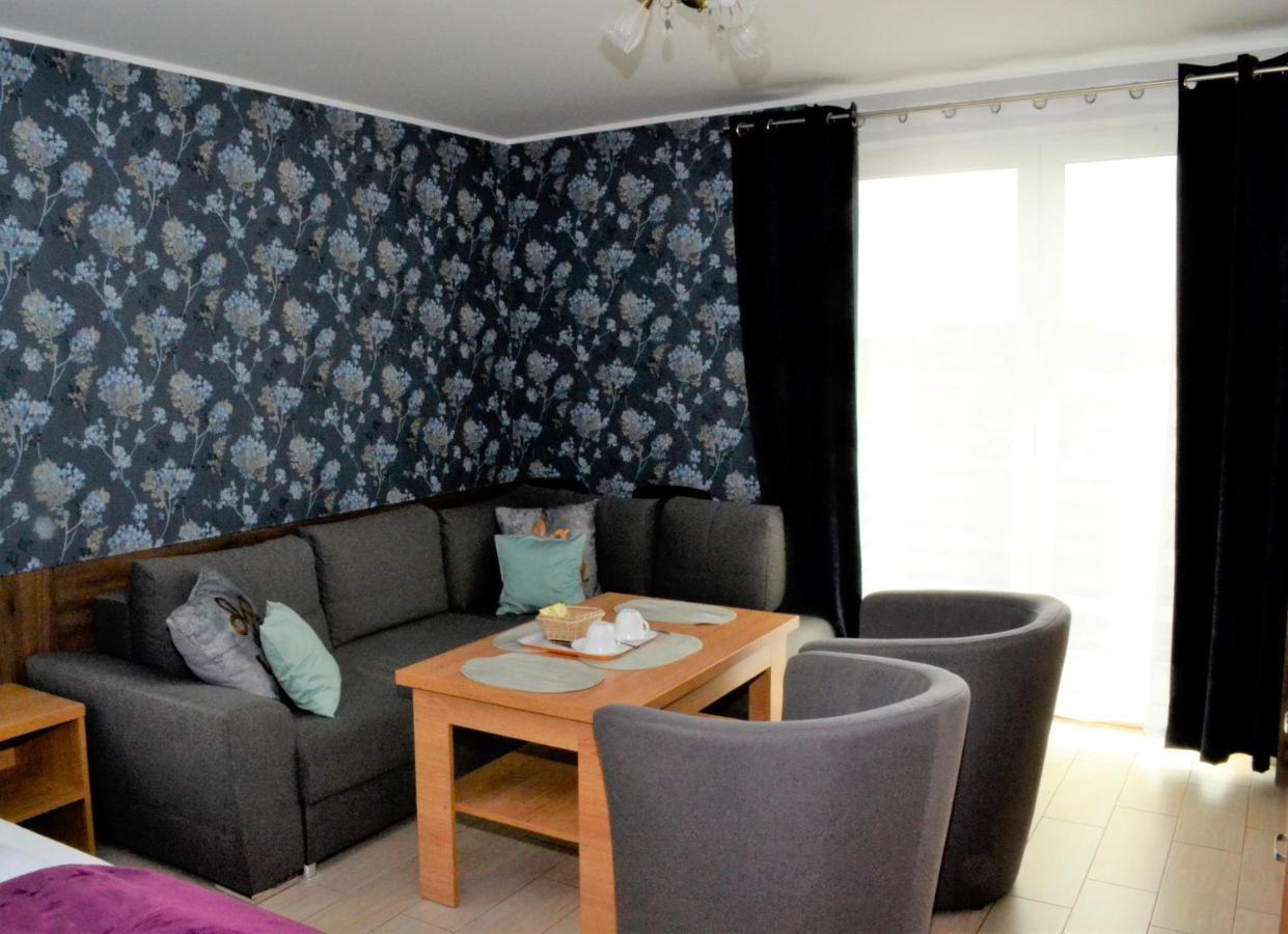 Comfort-24 Plus Słupca Extérieur photo