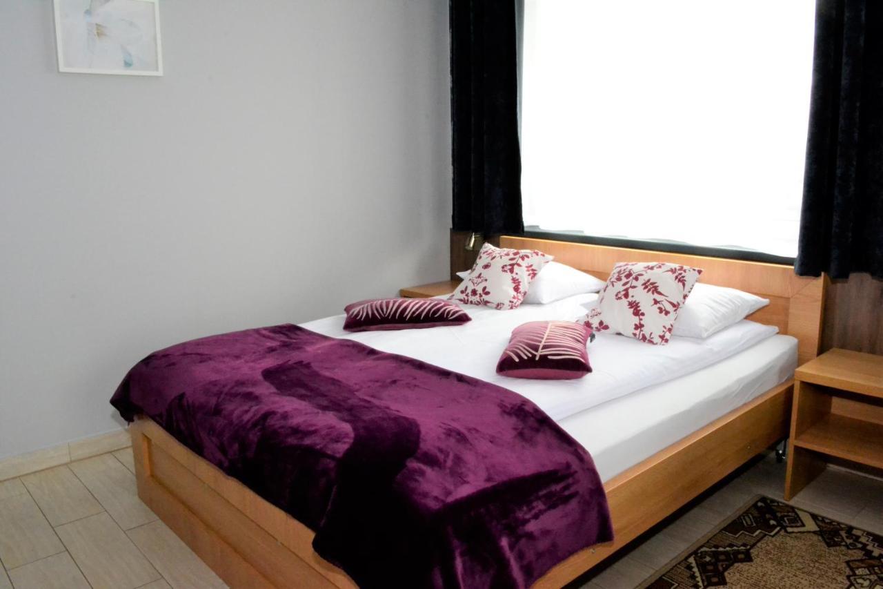 Comfort-24 Plus Słupca Extérieur photo