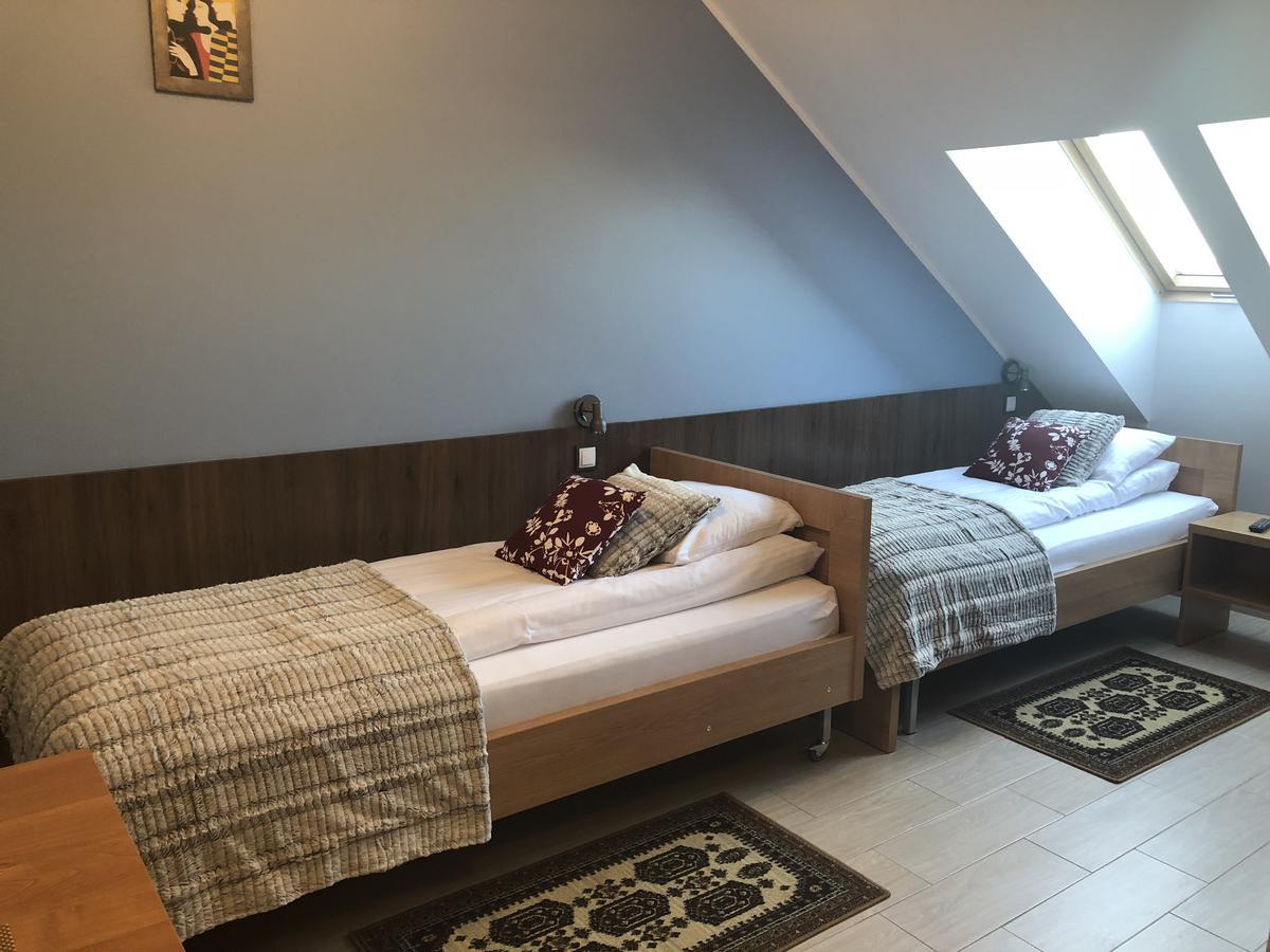 Comfort-24 Plus Słupca Extérieur photo